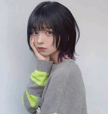 배꼽티·짧은 치마에 수염이? 서대문구 제보 영상의 사실관계와 독자가 지금 확인할 것 관련 이미지
