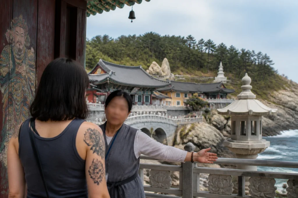 부산 해동용궁사에서 '타투 때문에 법당 출입 거부' 주장…공식 규정은 확인되지 않아 관련 AI 이미지